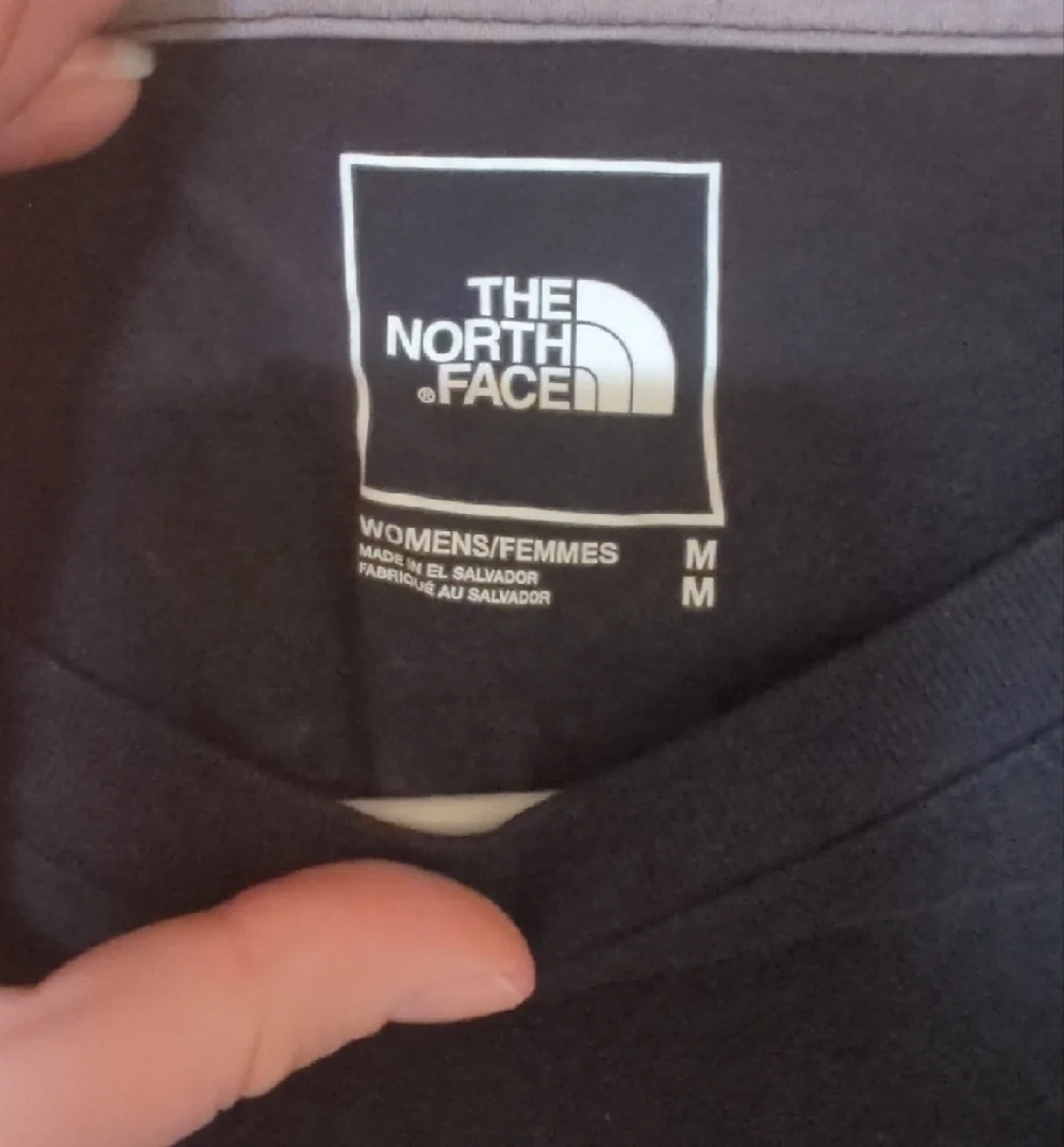 The North Face Black Long Sleeve Crewneck with White Logo - Picture 2 of 5